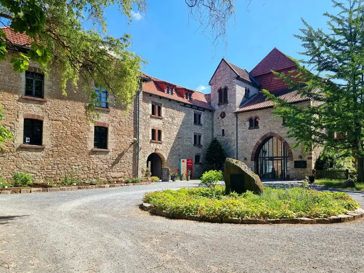 Öffentliche Führung durch das Kloster Brunshausen